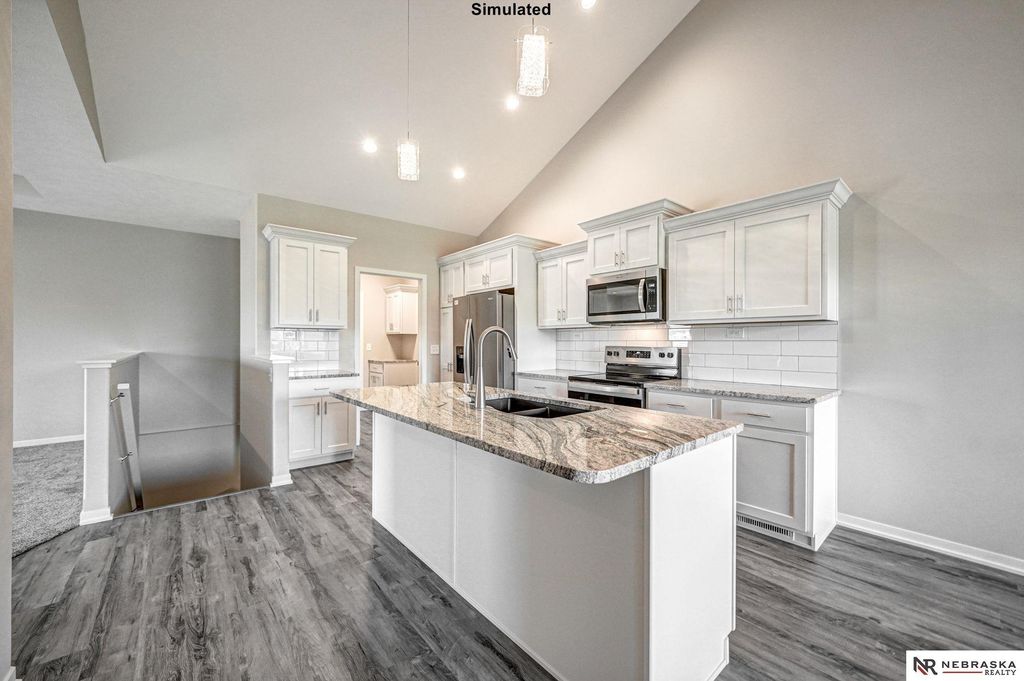 8820 Daywood Lane, Lincoln
