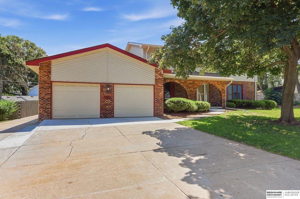 3629 S 107th Avenue Circle, Omaha
