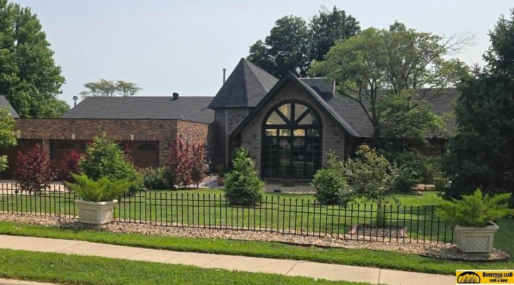 1310 S 5th Street, Beatrice