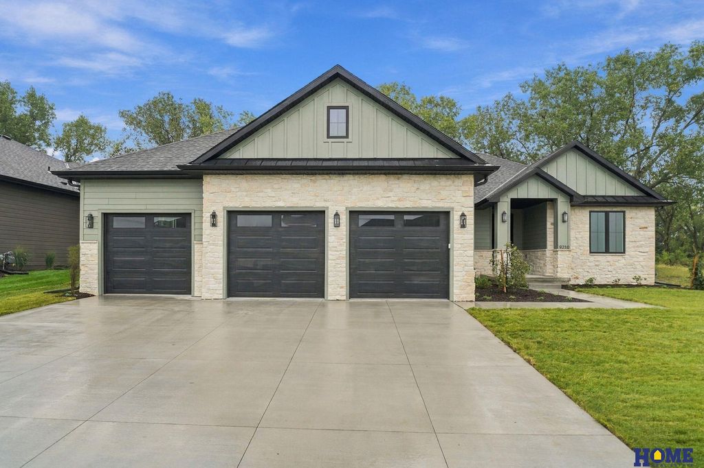 9210 Triana Lane, Lincoln