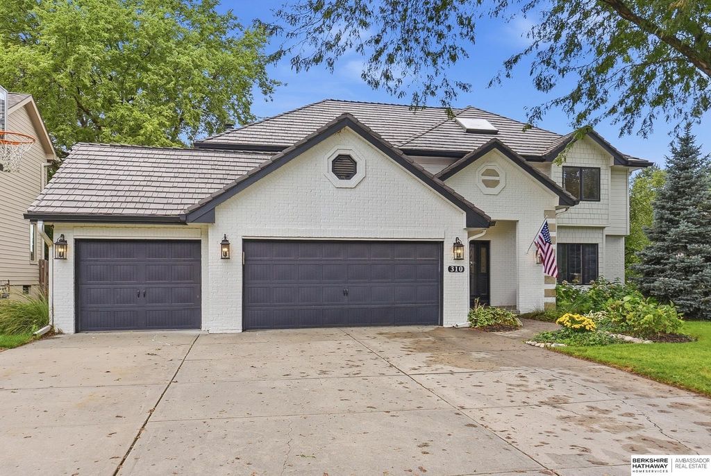 310 S 160th Street, Omaha