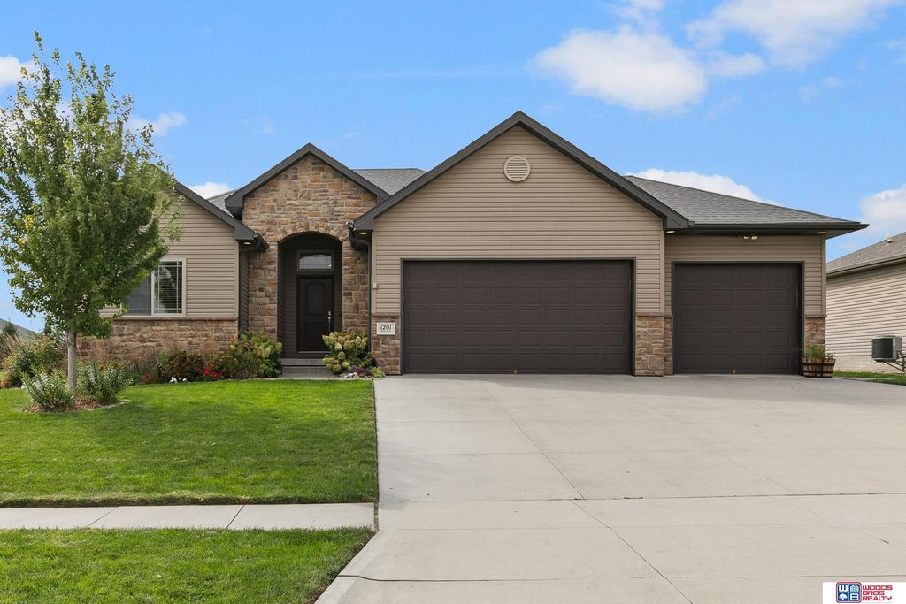 1201 Ridge Road, Hickman