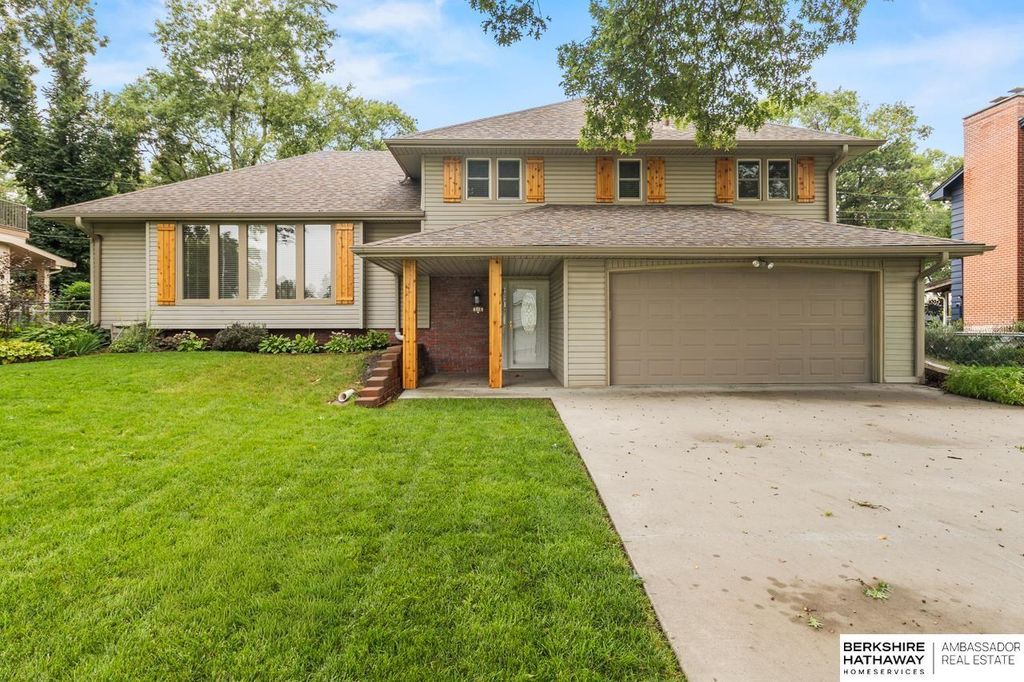 516 S 130th Street, Omaha