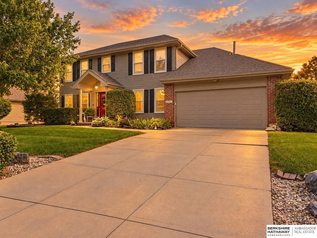 4201 N 136th Street, Omaha