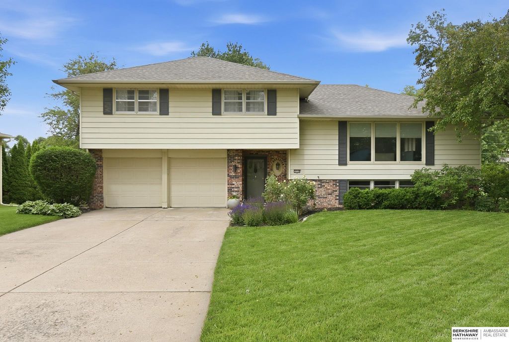 3710 S 116 Street, Omaha