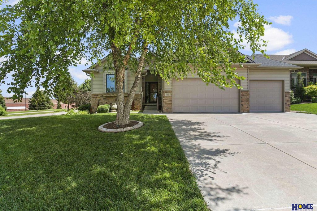 8900 S 28th Street, Lincoln