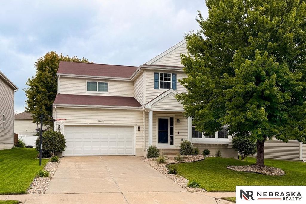 16326 Patrick Avenue, Omaha