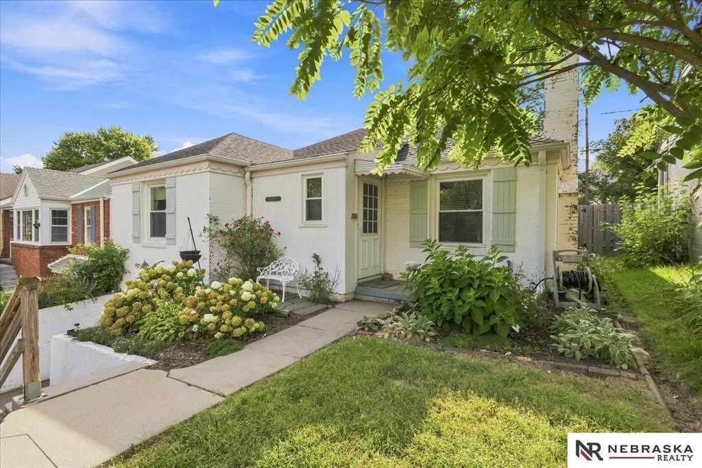 1306 N 52nd Street, Omaha