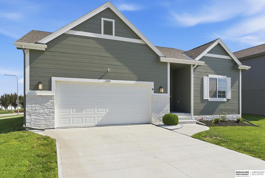 21214 Polk Street, Elkhorn
