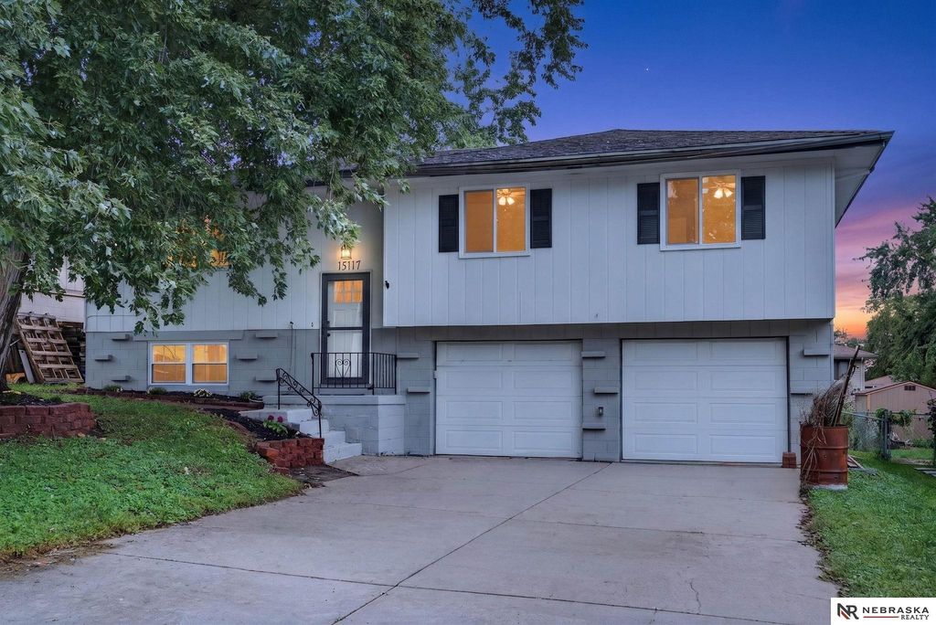 15117 Adams Street, Omaha