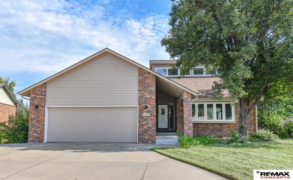 5206 Bison Drive, Lincoln