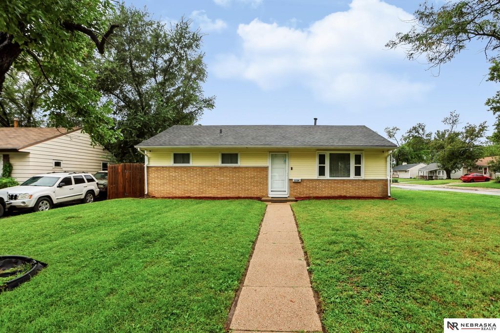 3204 S 39th Street, Omaha