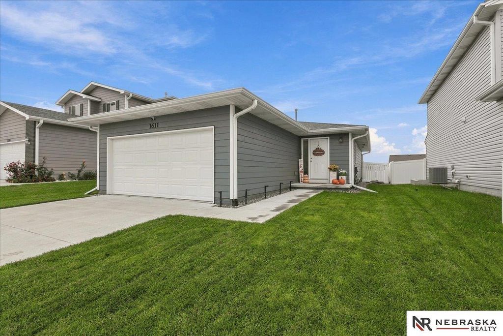 1611 Sw 29th Street, Lincoln