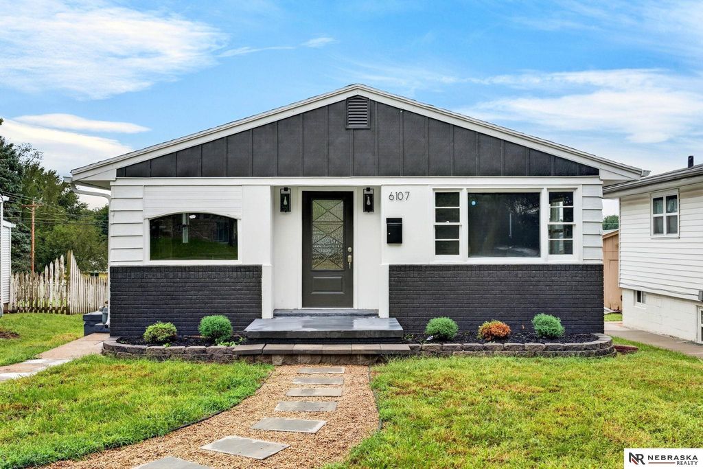 6107 Seward Street, Omaha