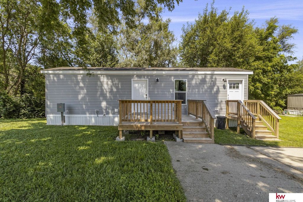 11234 Whitmore Court, Unit Lot 555, Omaha