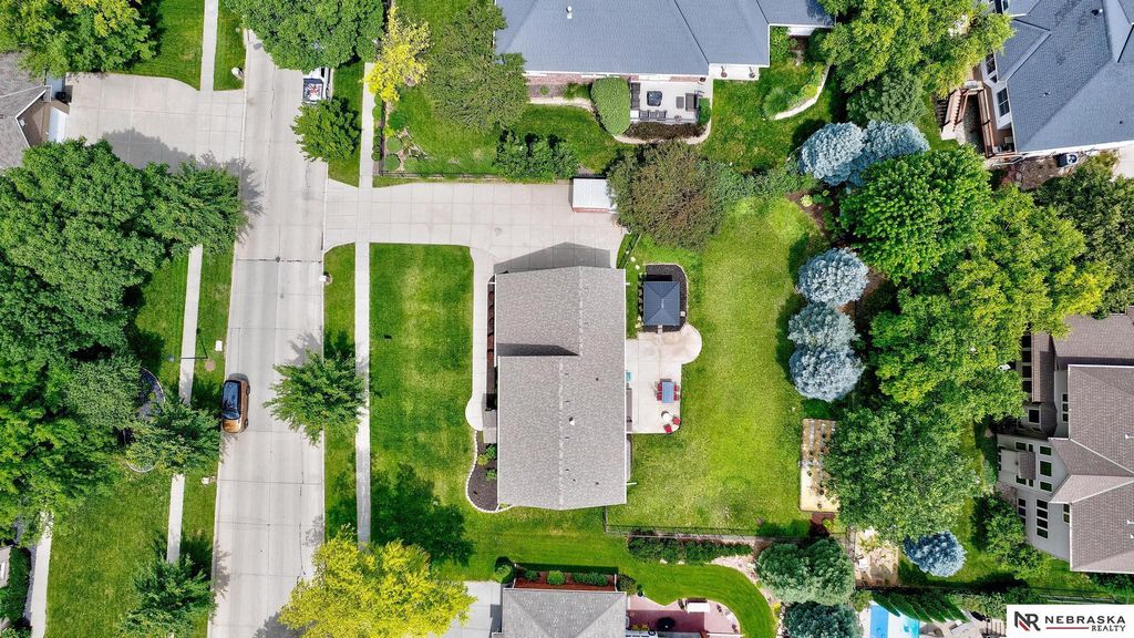 6808 Ridge Road, Lincoln