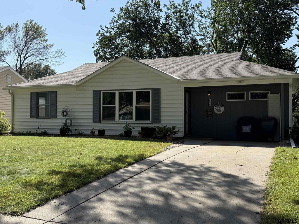 2935 S 35th Street, Lincoln