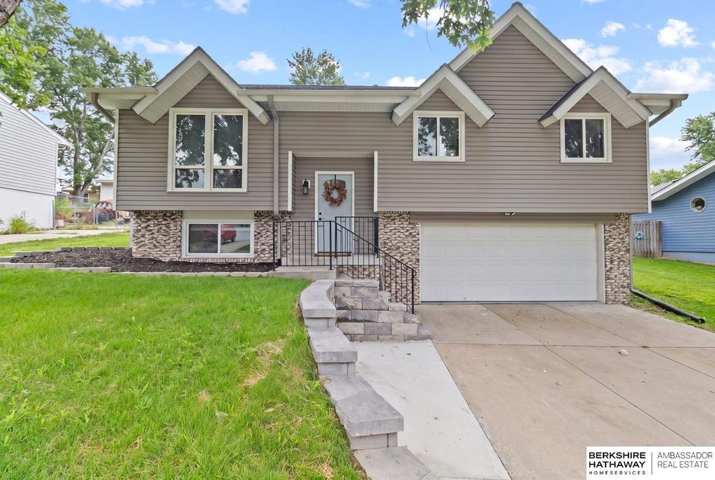 2617 N 143rd Avenue, Omaha
