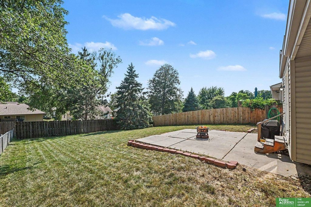 13523 Redwood Street, Omaha