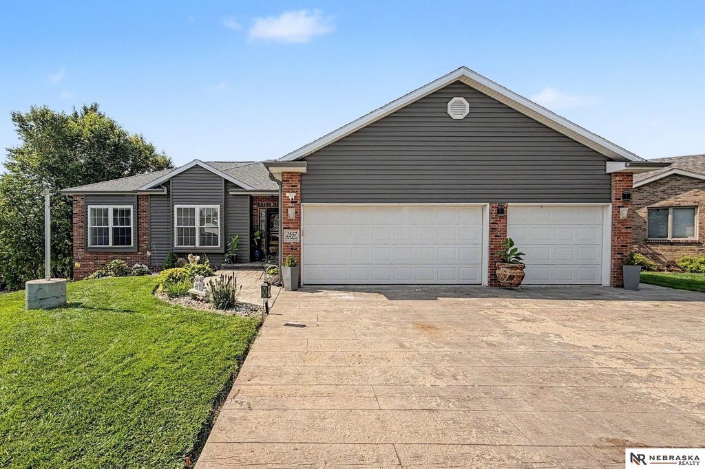 2557 Sw Soukup Circle, Lincoln