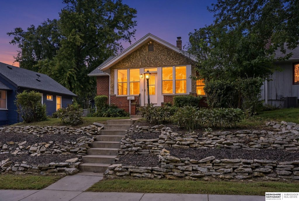 2338 N 66th Street, Omaha