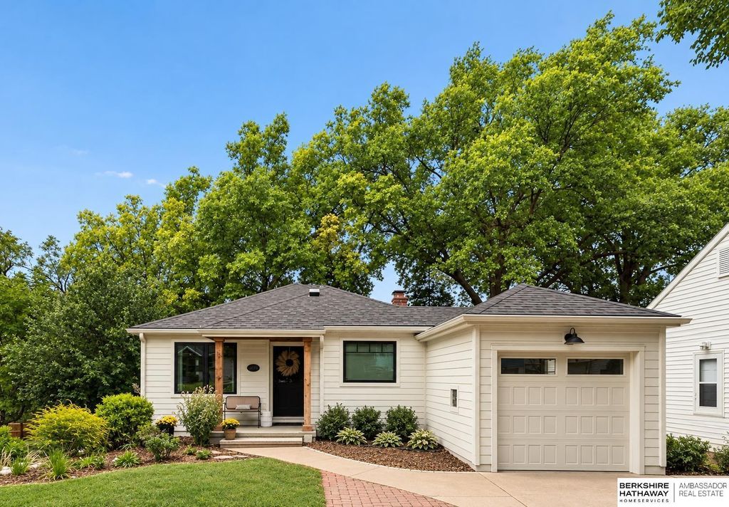1934 S 61st Street, Omaha