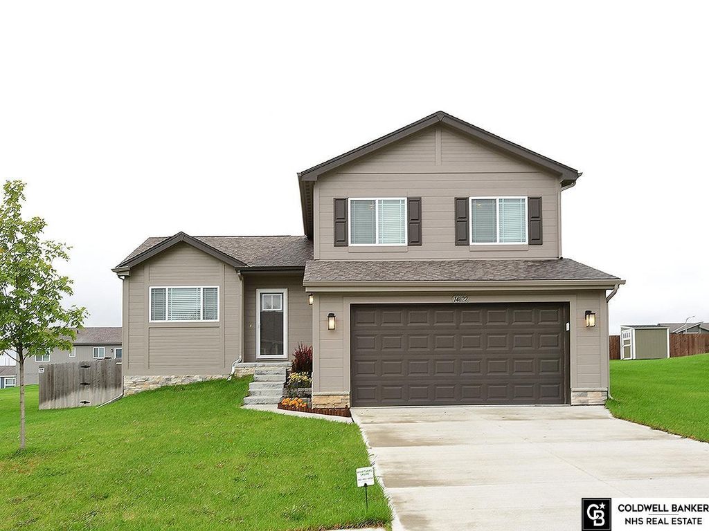 14822 S 17th Street, Bellevue