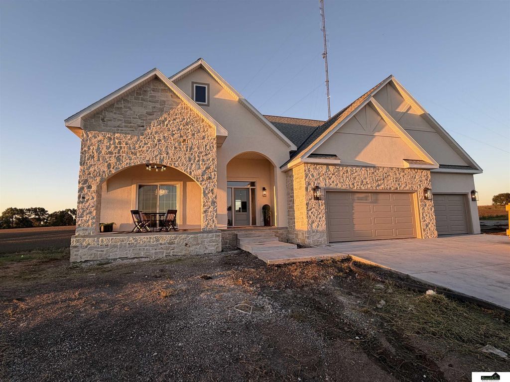 8930 Dragonfly Lane, Lincoln