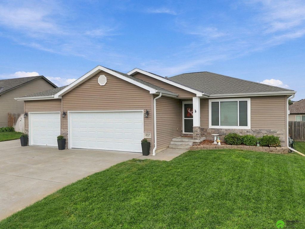 920 Cyprus Boulevard, Hickman