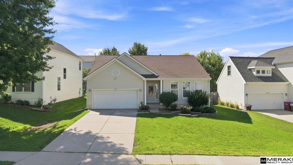 7520 N 107 Avenue, Omaha
