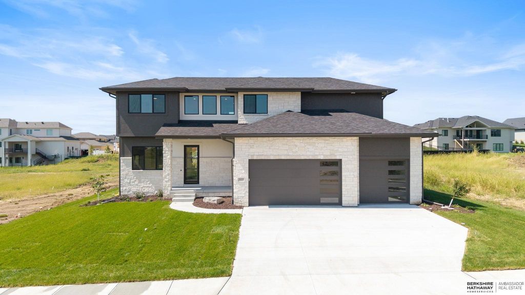 3644 S 218th Street, Elkhorn
