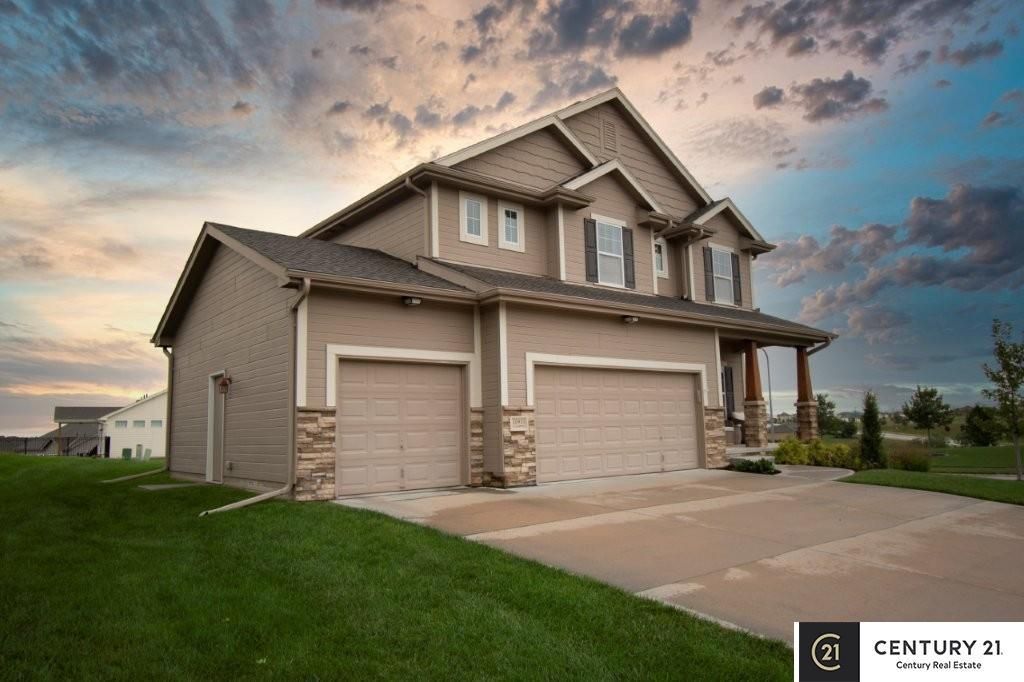 10433 S 110th Street, Papillion