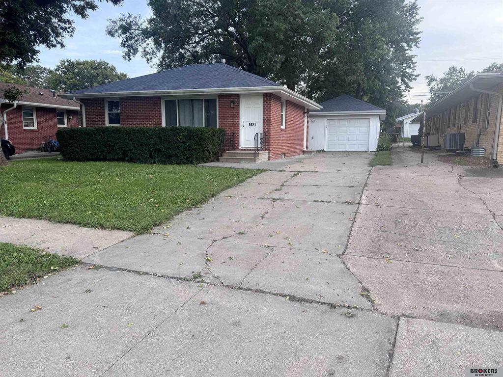 6621 Colfax Avenue, Lincoln