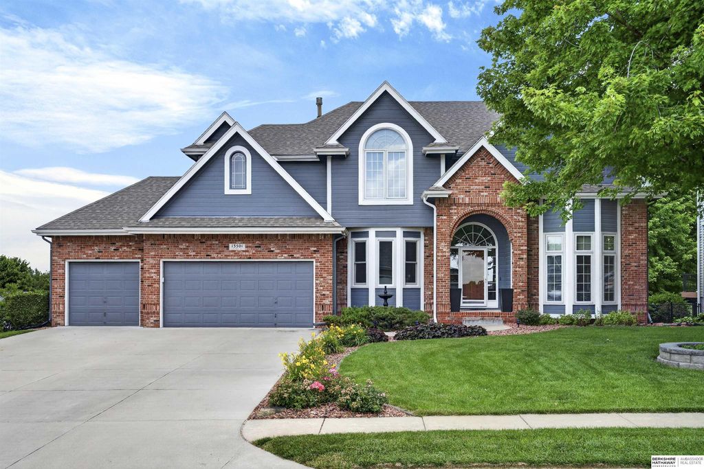 13501 S 22nd Street, Bellevue