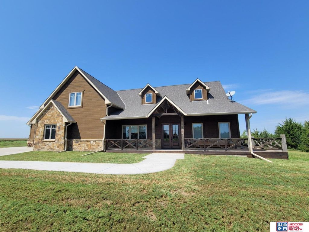 2451 280th Road, Seward