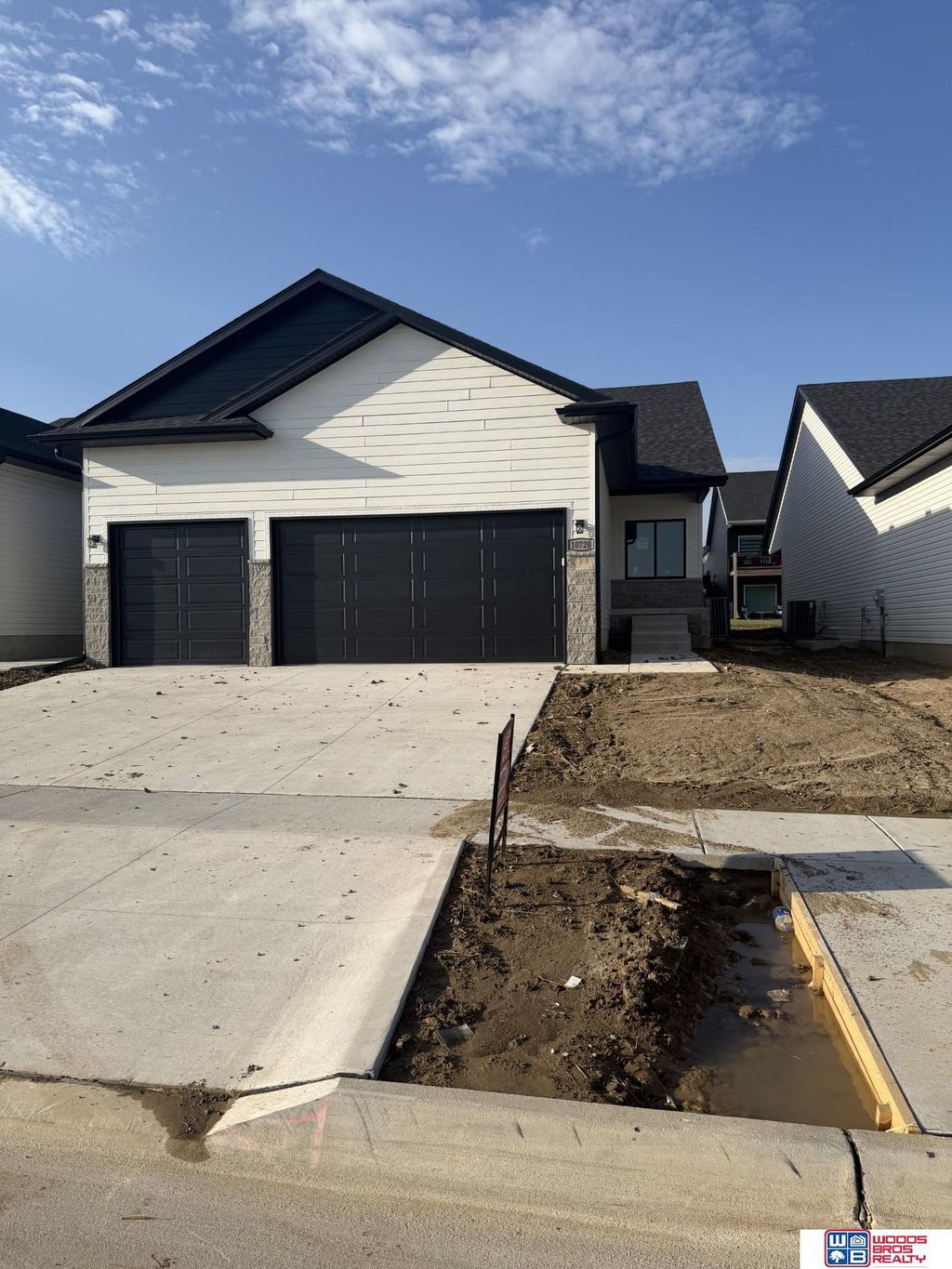 10720 Dominion Drive, Lincoln