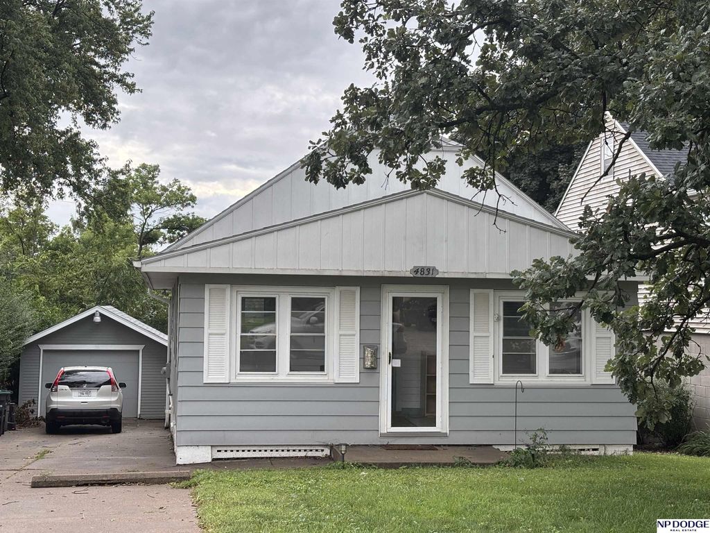 4831 Pine Street, Omaha