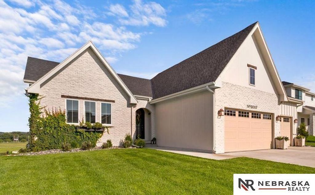11007 N 159th Avenue, Bennington