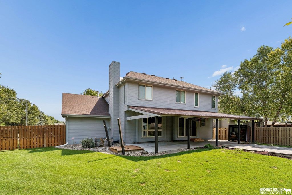 7102 S 158th Street, Omaha