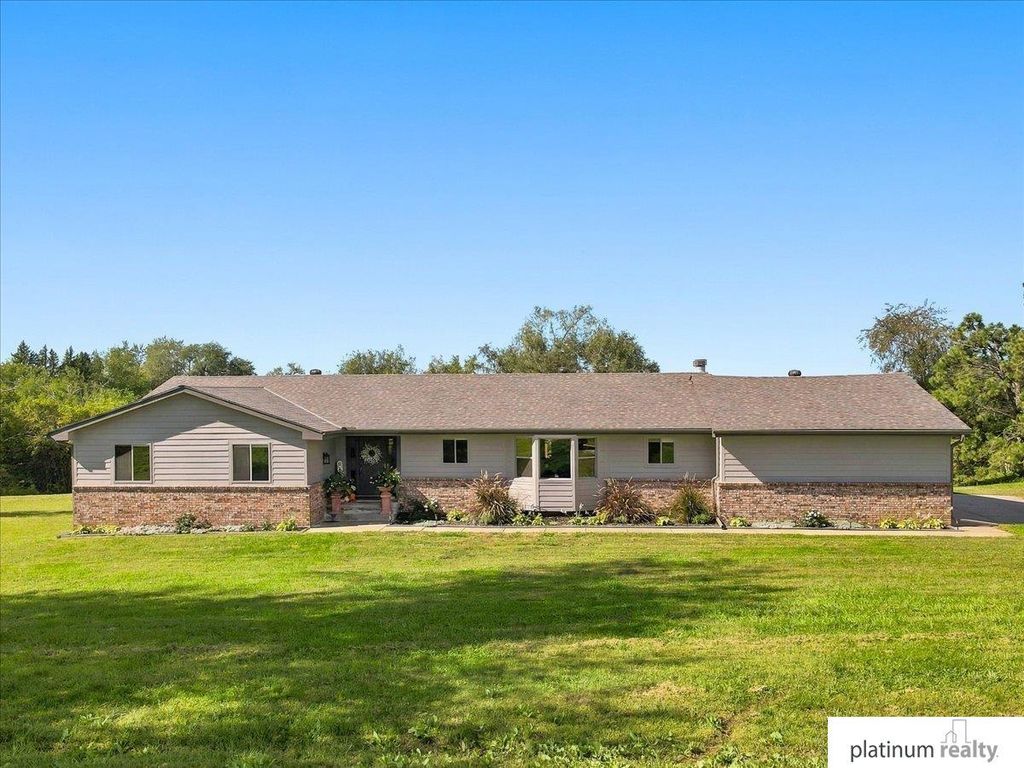 17004 18th Street, Plattsmouth