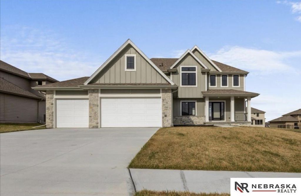 12616 S 78th Avenue, Papillion