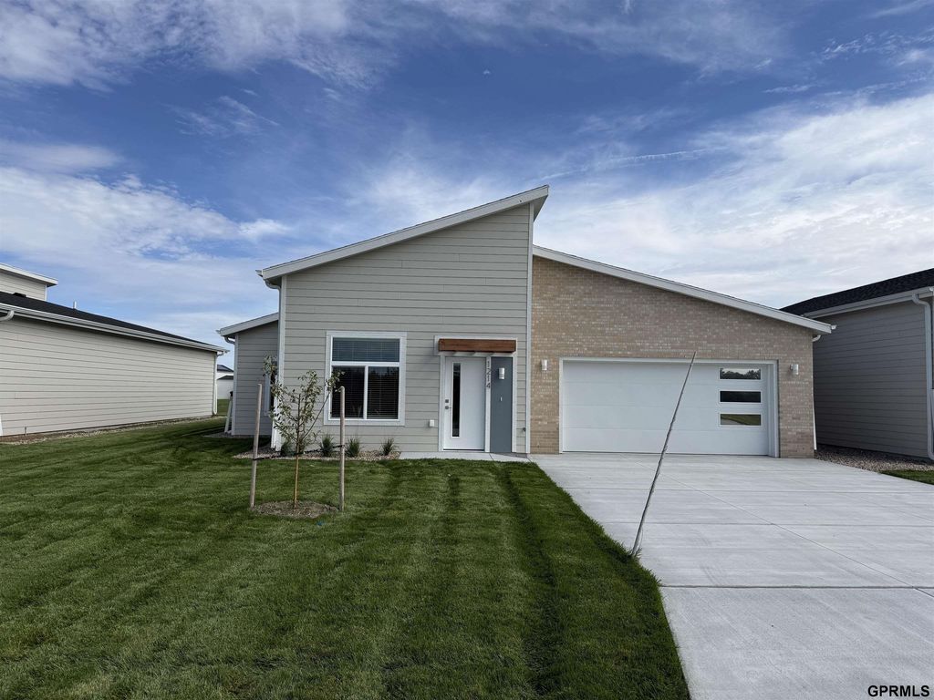 1214 Wycoff Drive, Lexington