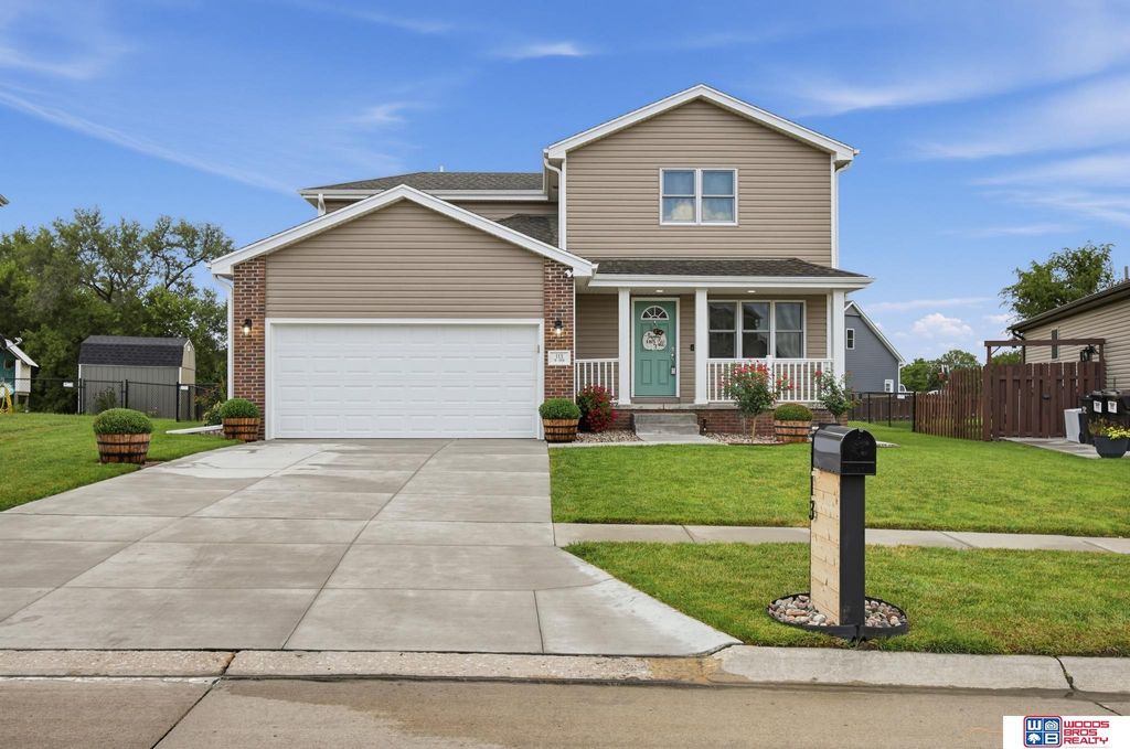113 W 9th Street, Hickman