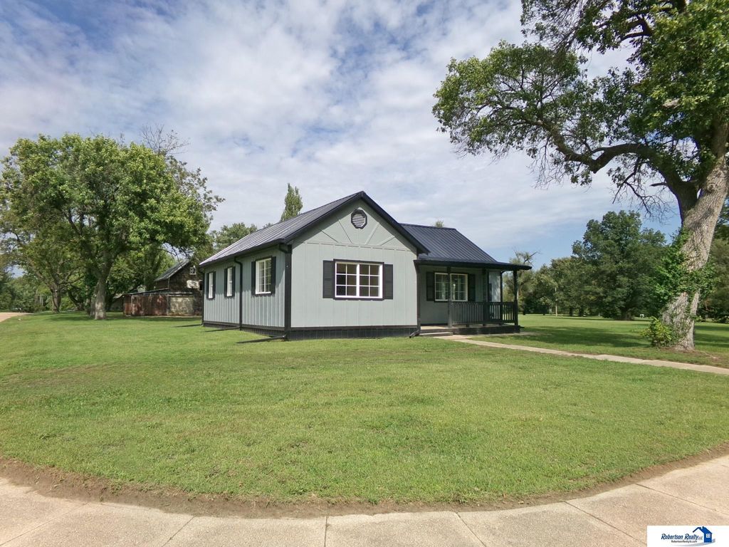 650 Pleasant Street, Beatrice