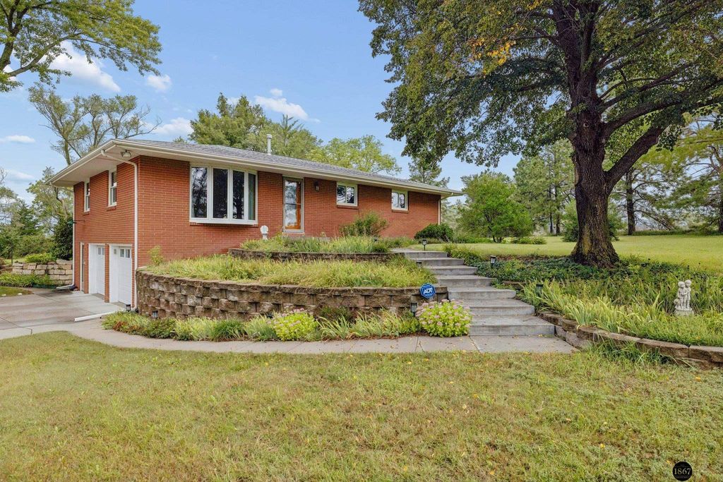 11251 N 56th Street, Lincoln