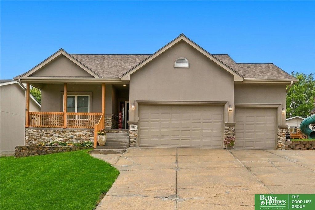 13711 Corby Street, Omaha