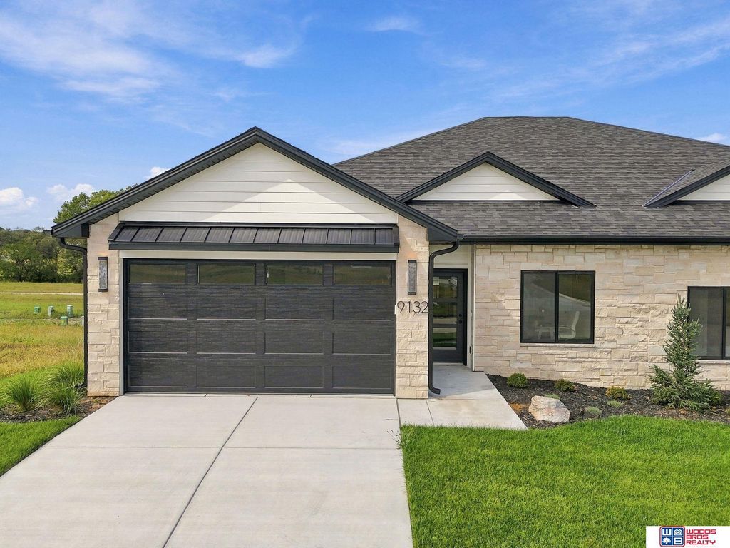 9132 Lucena Drive, Lincoln