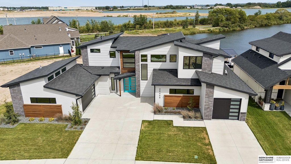 28488 Laurel Circle, Valley