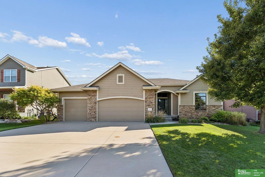 17209 Chutney Drive, Omaha