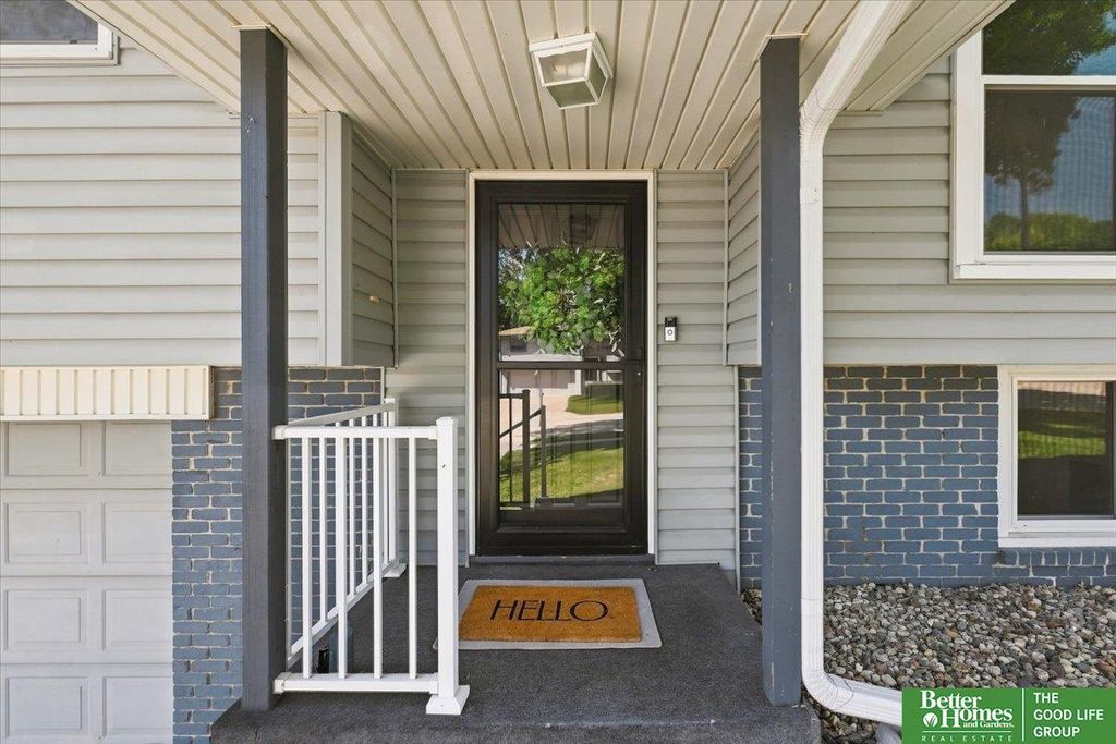 2724 N 125th Circle, Omaha